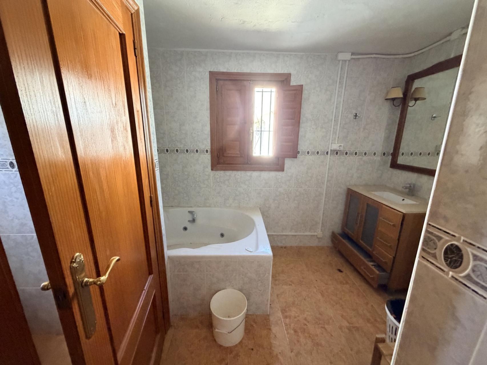 Commercial Property for sale in Torremendo, Alicante, Spain