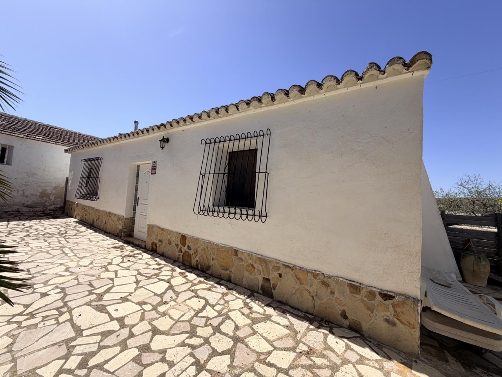 Commercial Property for sale in Torremendo, Alicante, Spain