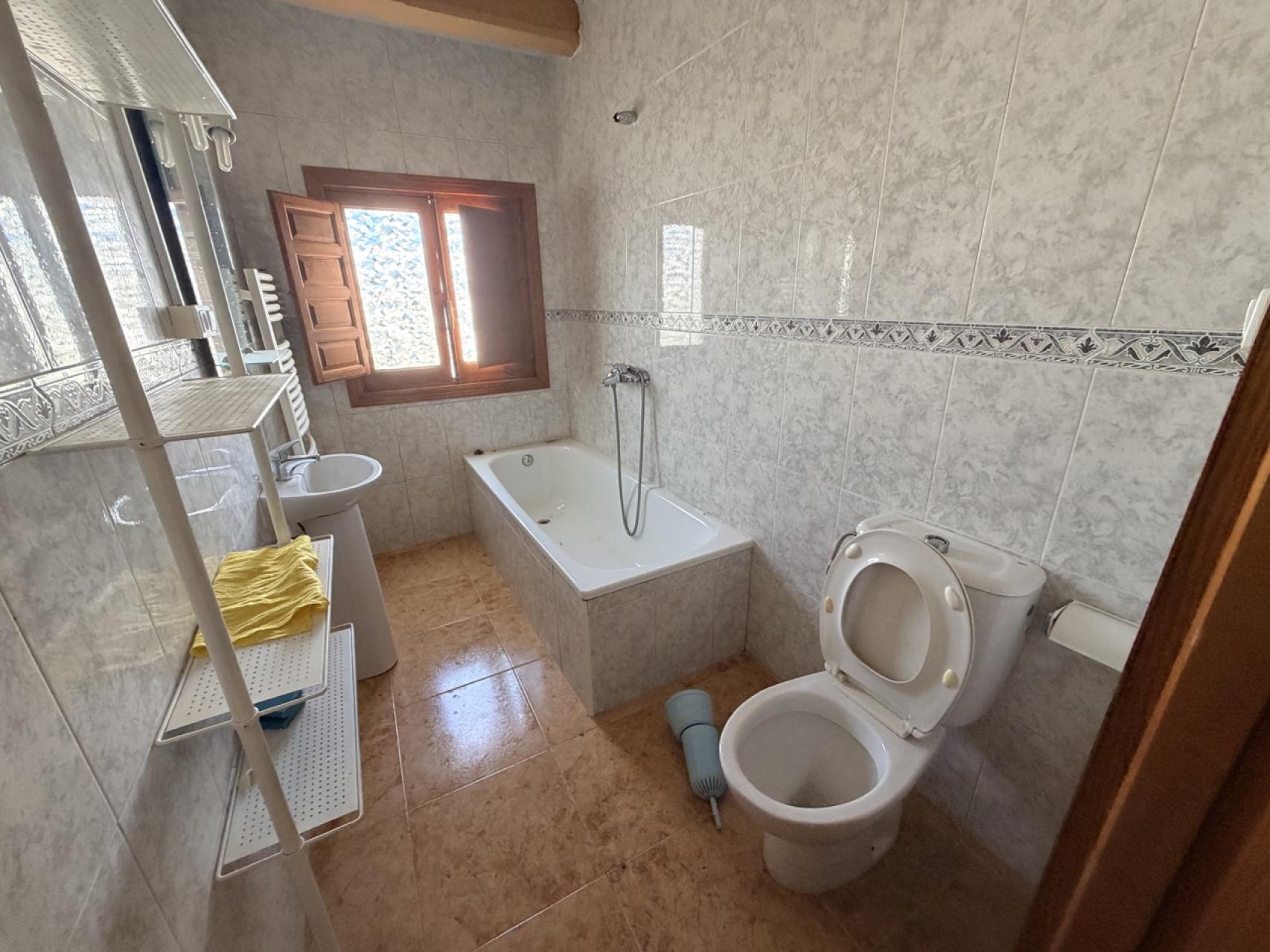 Commercial Property for sale in Torremendo, Alicante, Spain
