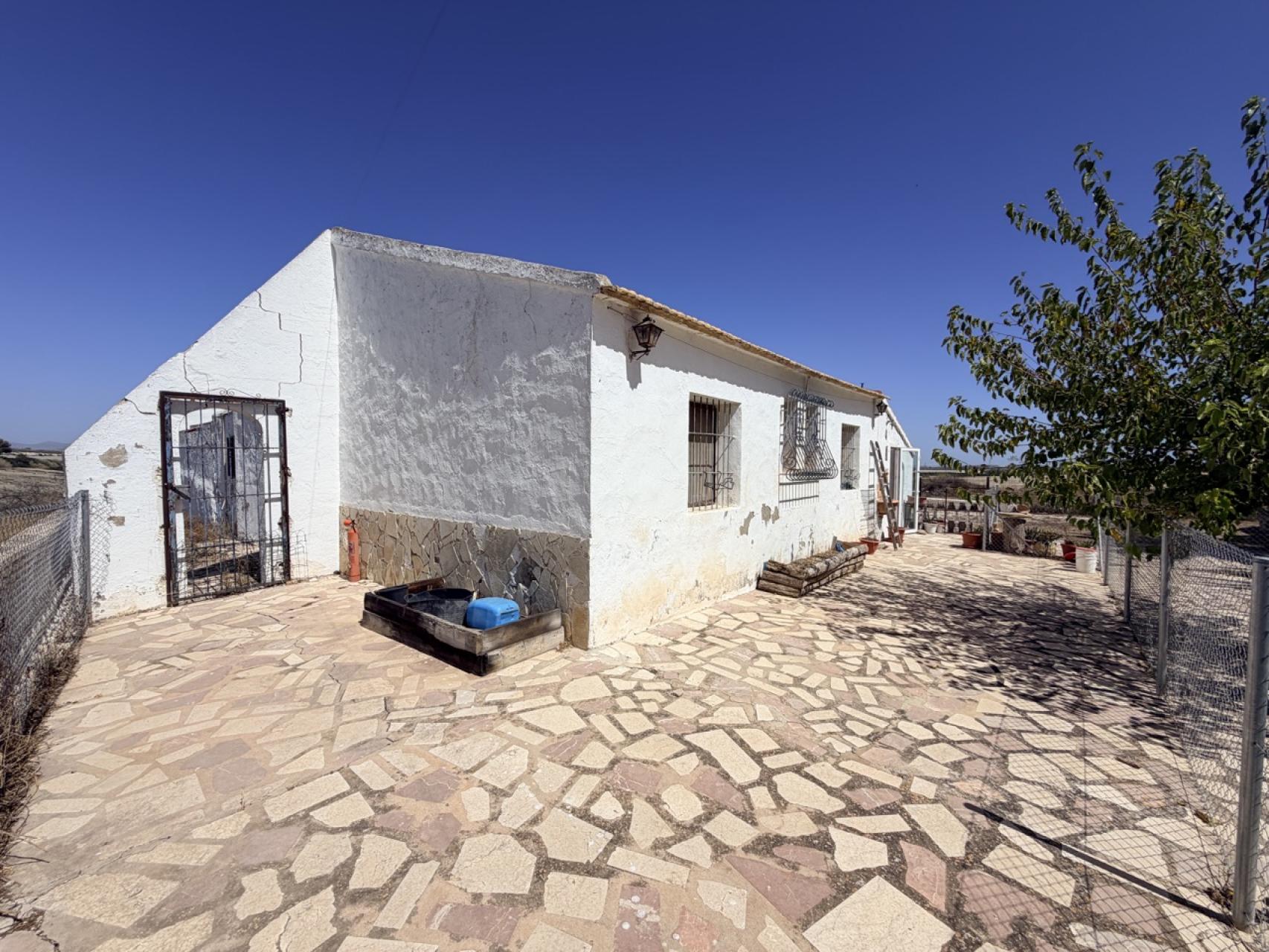 Commercial Property for sale in Torremendo, Alicante, Spain