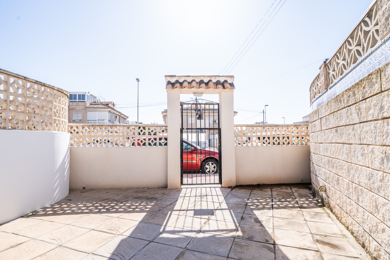 Apartment for sale in Torrevieja, Alicante, Spain