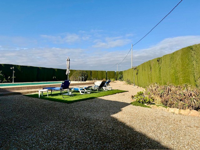Villa en venta en Avileses