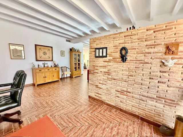 Villa en venta en Avileses