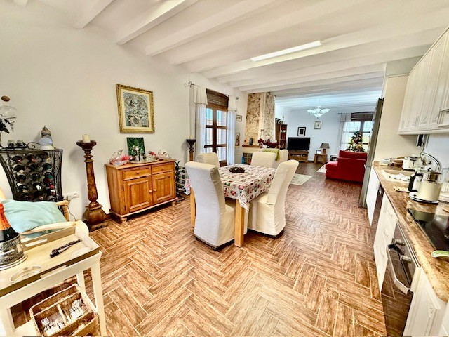 Villa en venta en Avileses