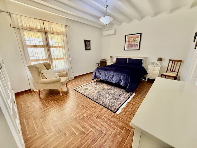 Villa en venta en Avileses