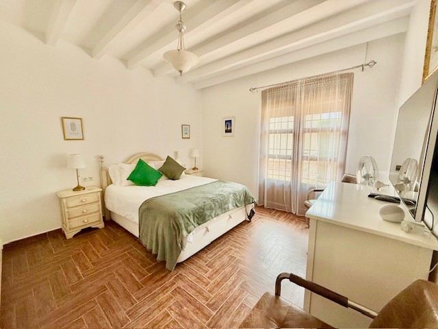Villa en venta en Avileses