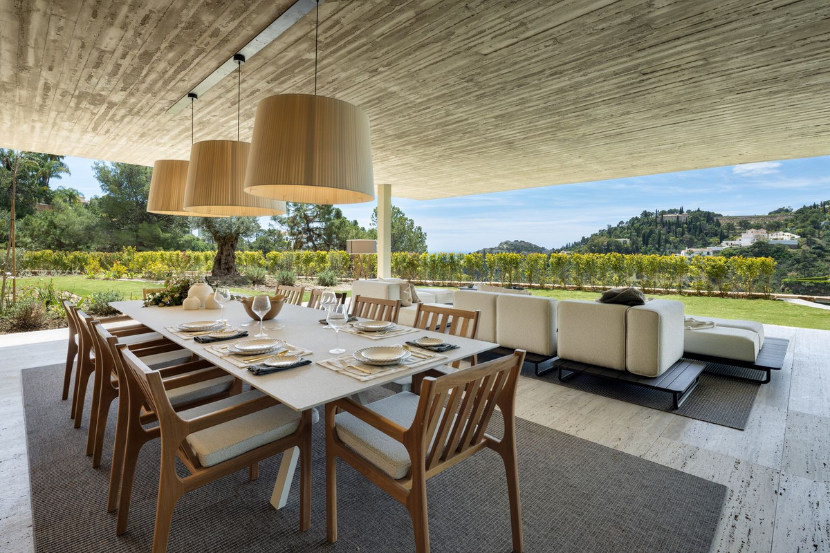 Villa for sale in Benahavis, Málaga, Spain