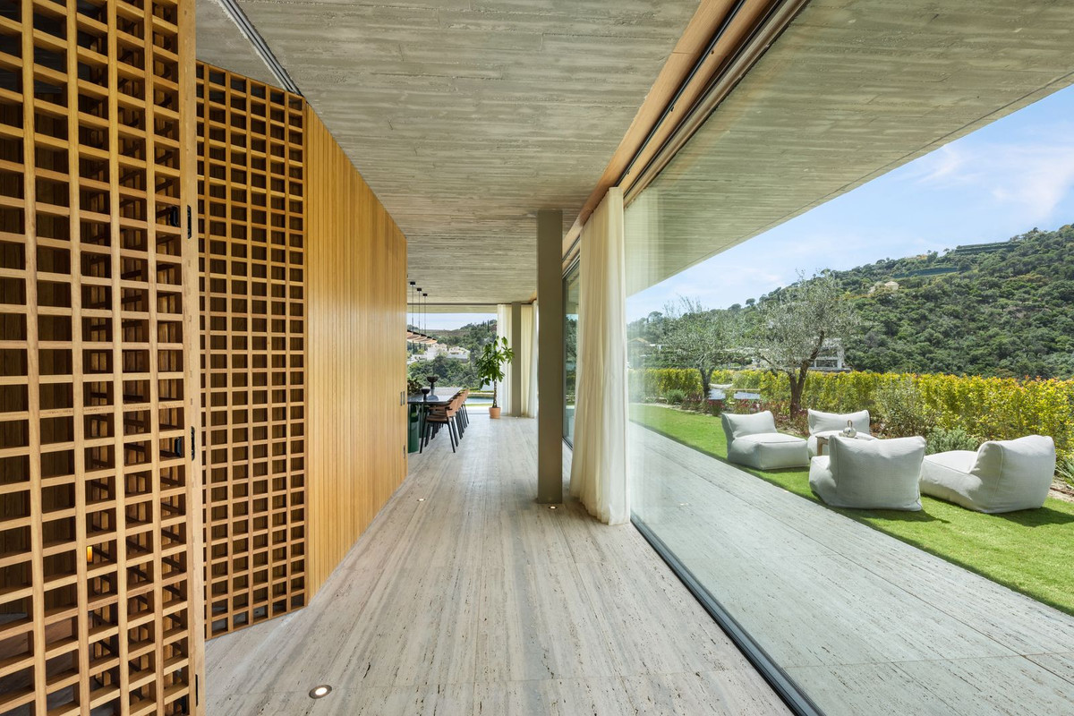 Villa for sale in Benahavis, Málaga, Spain