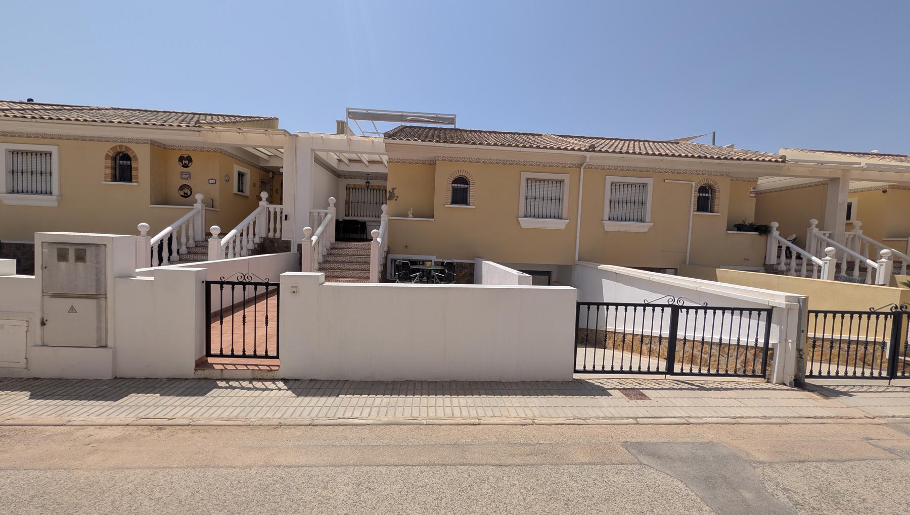 Villa for sale in Algorfa, Alicante, Spain