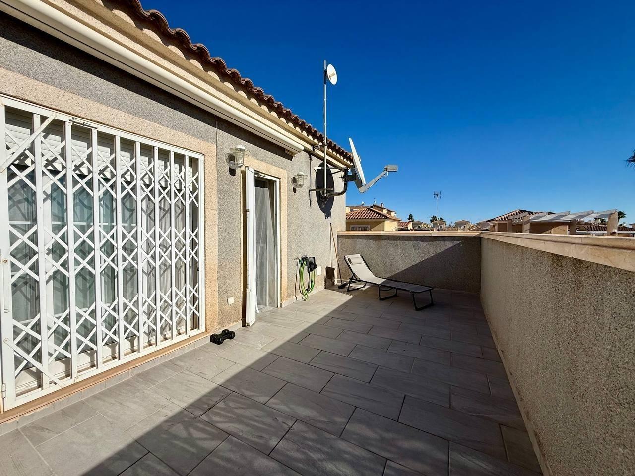Villa en venta en Orihuela Costa