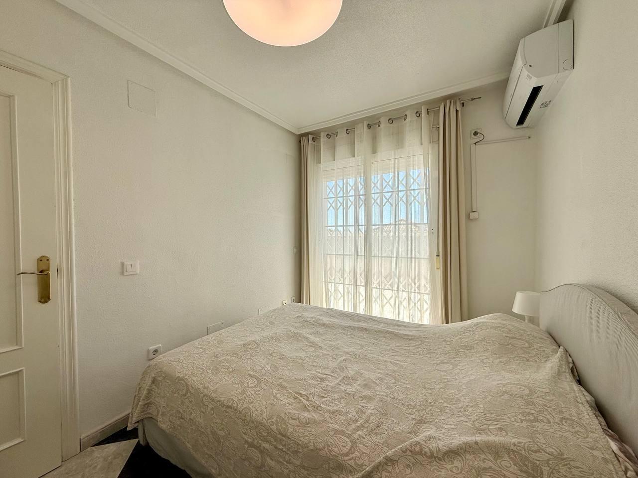 Villa en venta en Orihuela Costa