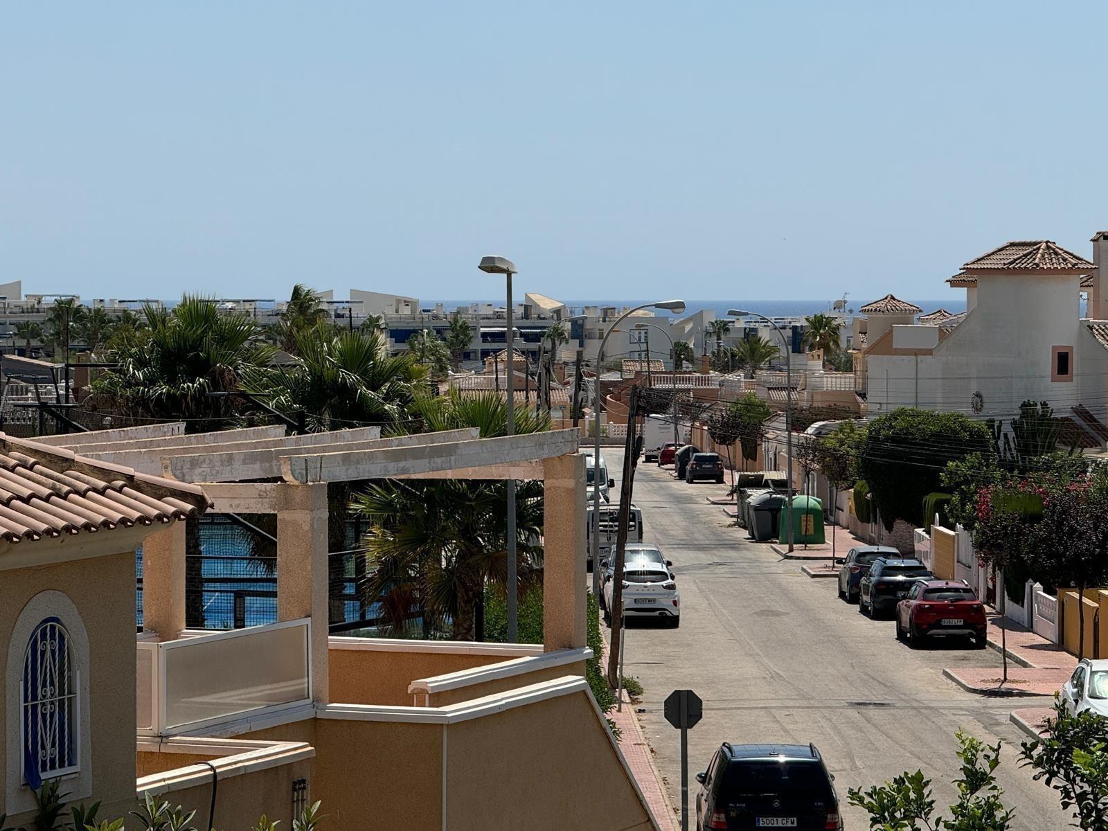 Villa en venta en Orihuela Costa