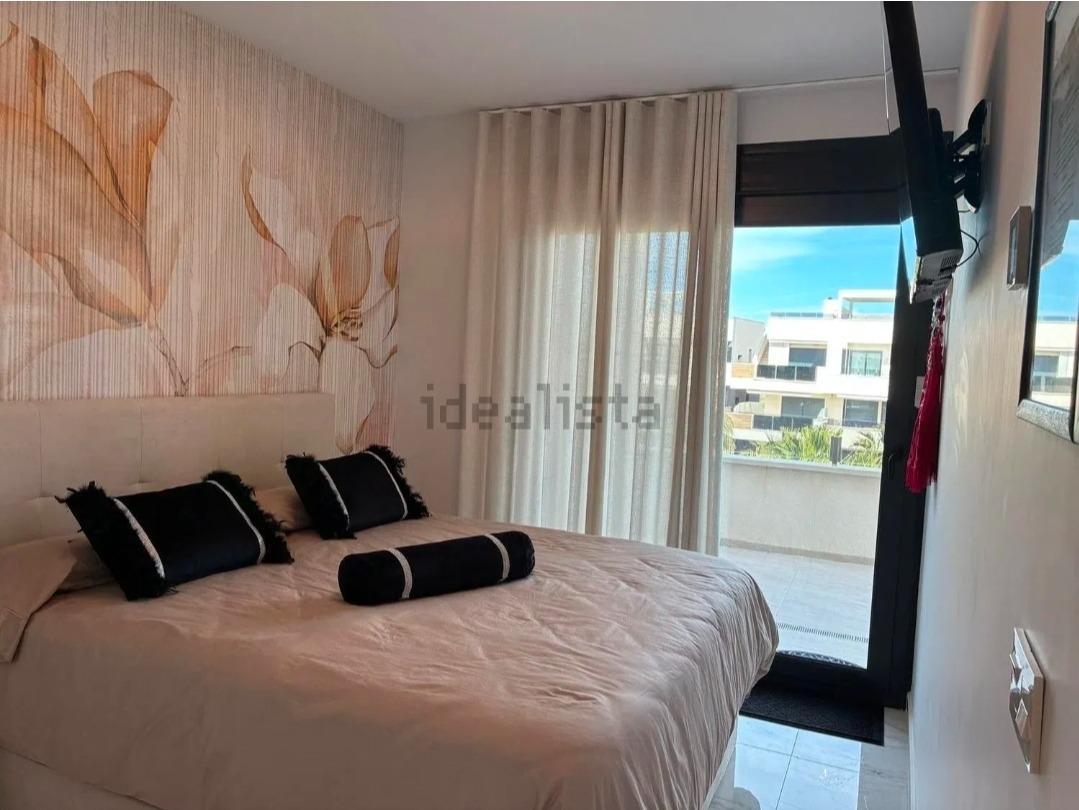 Ático en venta en Orihuela Costa