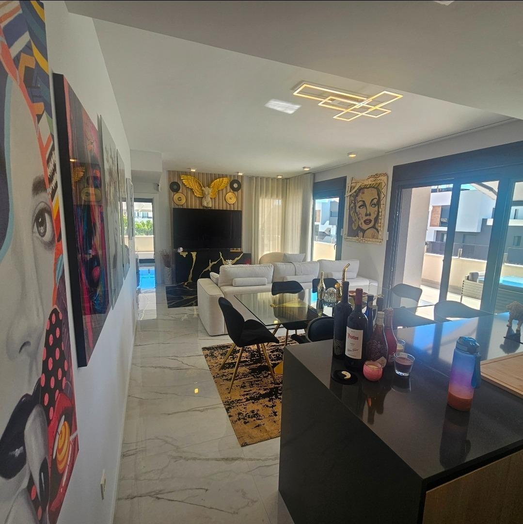 Ático en venta en Orihuela Costa