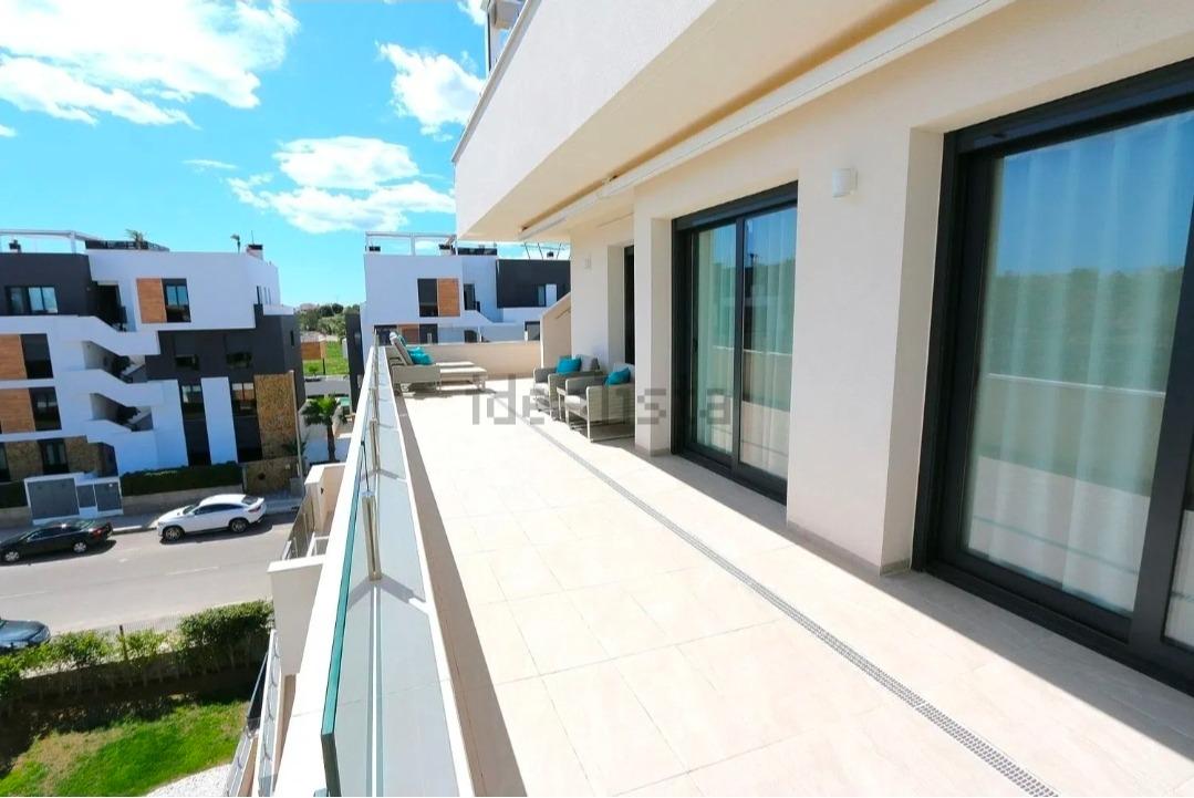 Ático en venta en Orihuela Costa