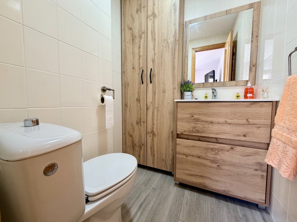 Apartment for sale in Guardamar Del Segura, Alicante, Spain