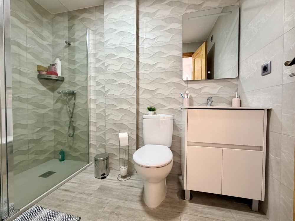Apartment for sale in Guardamar Del Segura, Alicante, Spain
