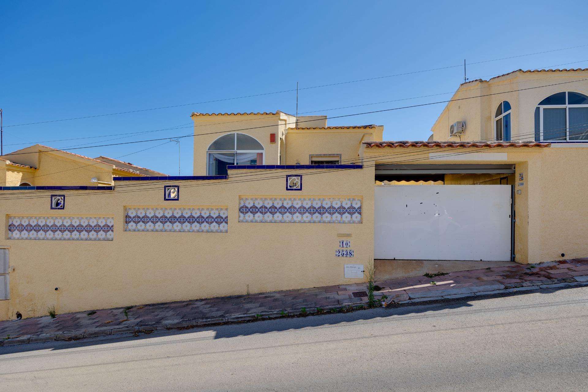 Villa for sale in San Fulgencio, Alicante, Spain