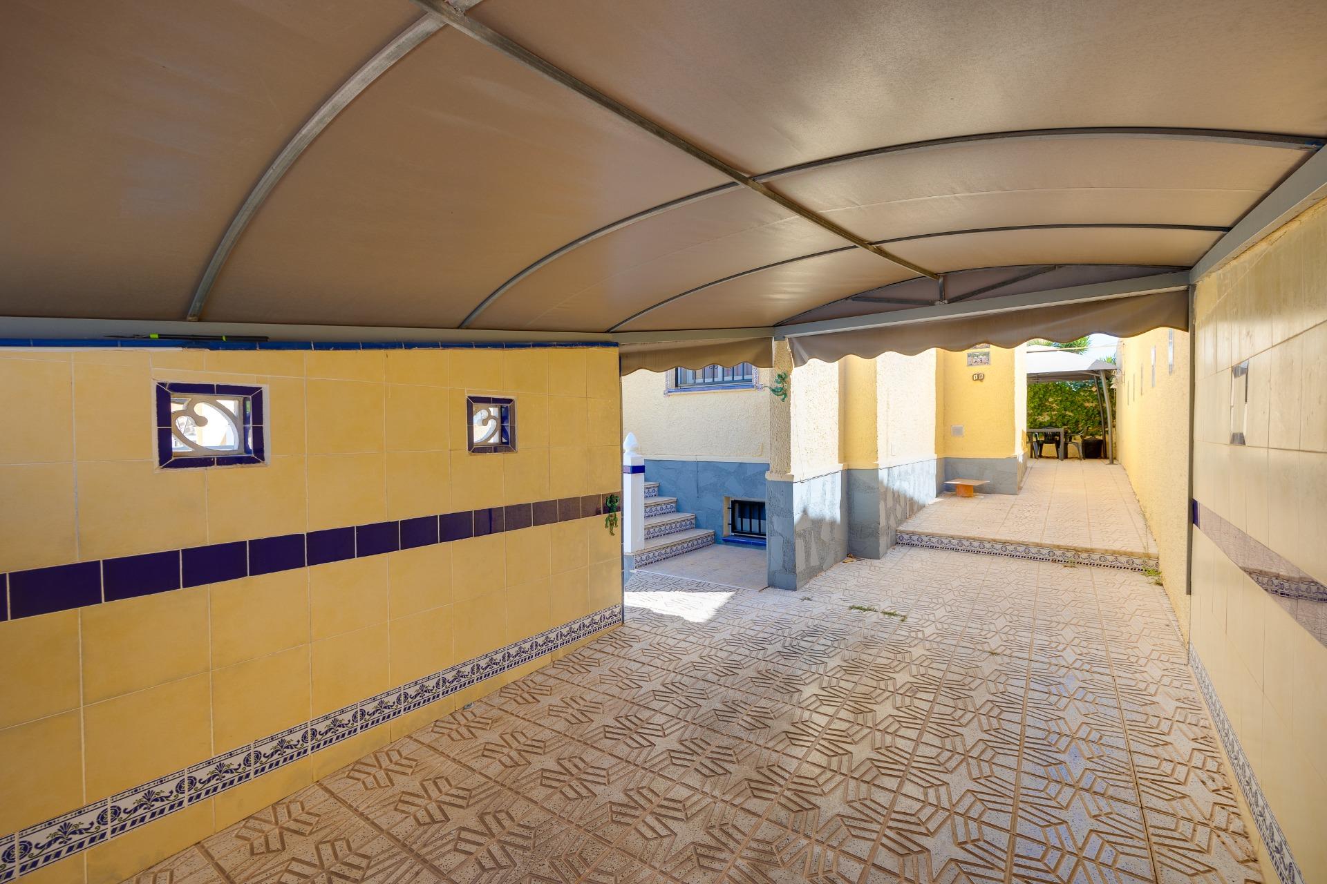 Villa for sale in San Fulgencio, Alicante, Spain