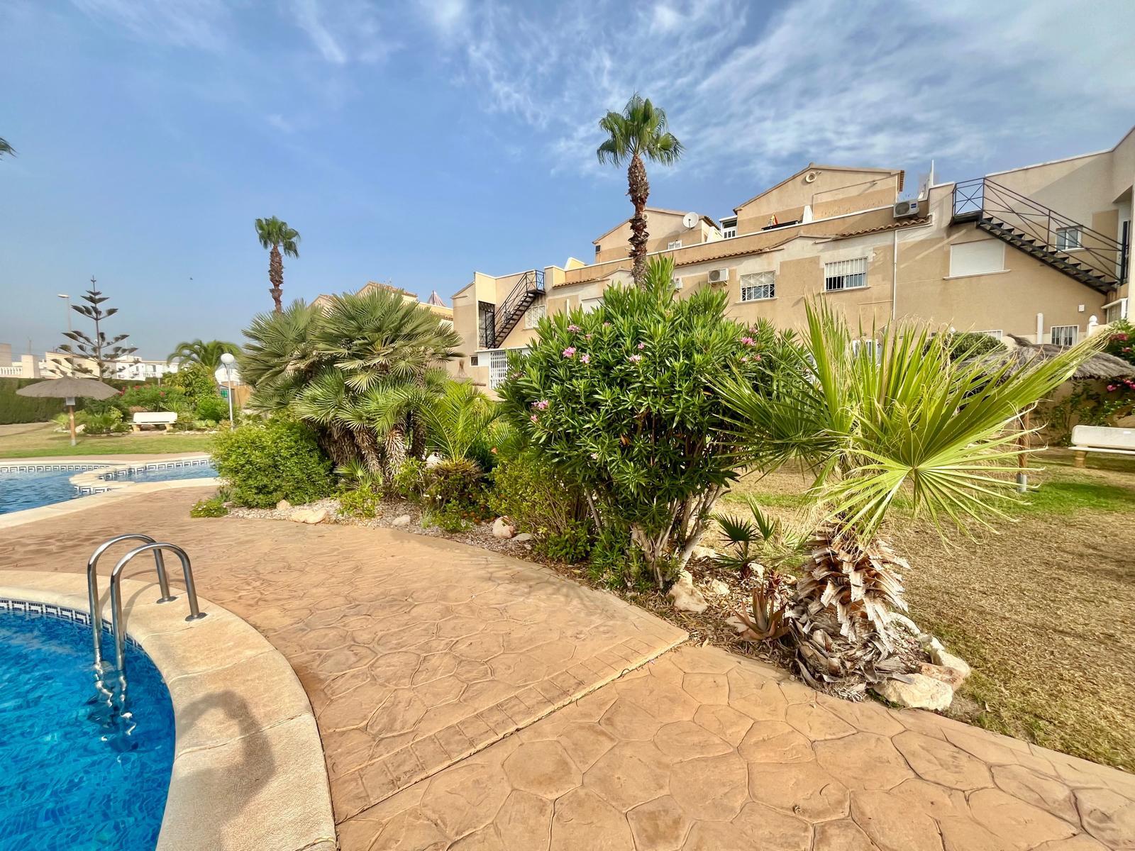 Bungalow for sale in Orihuela Costa, Alicante, Spain