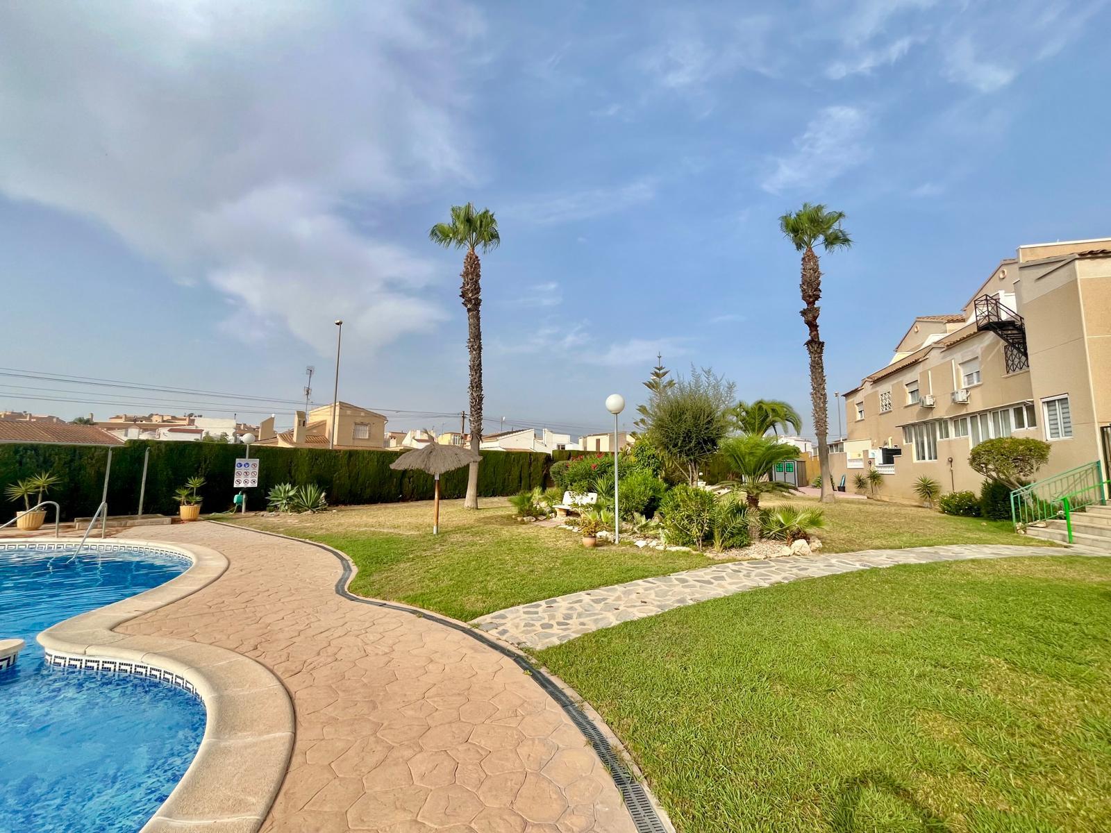 Bungalow for sale in Orihuela Costa, Alicante, Spain