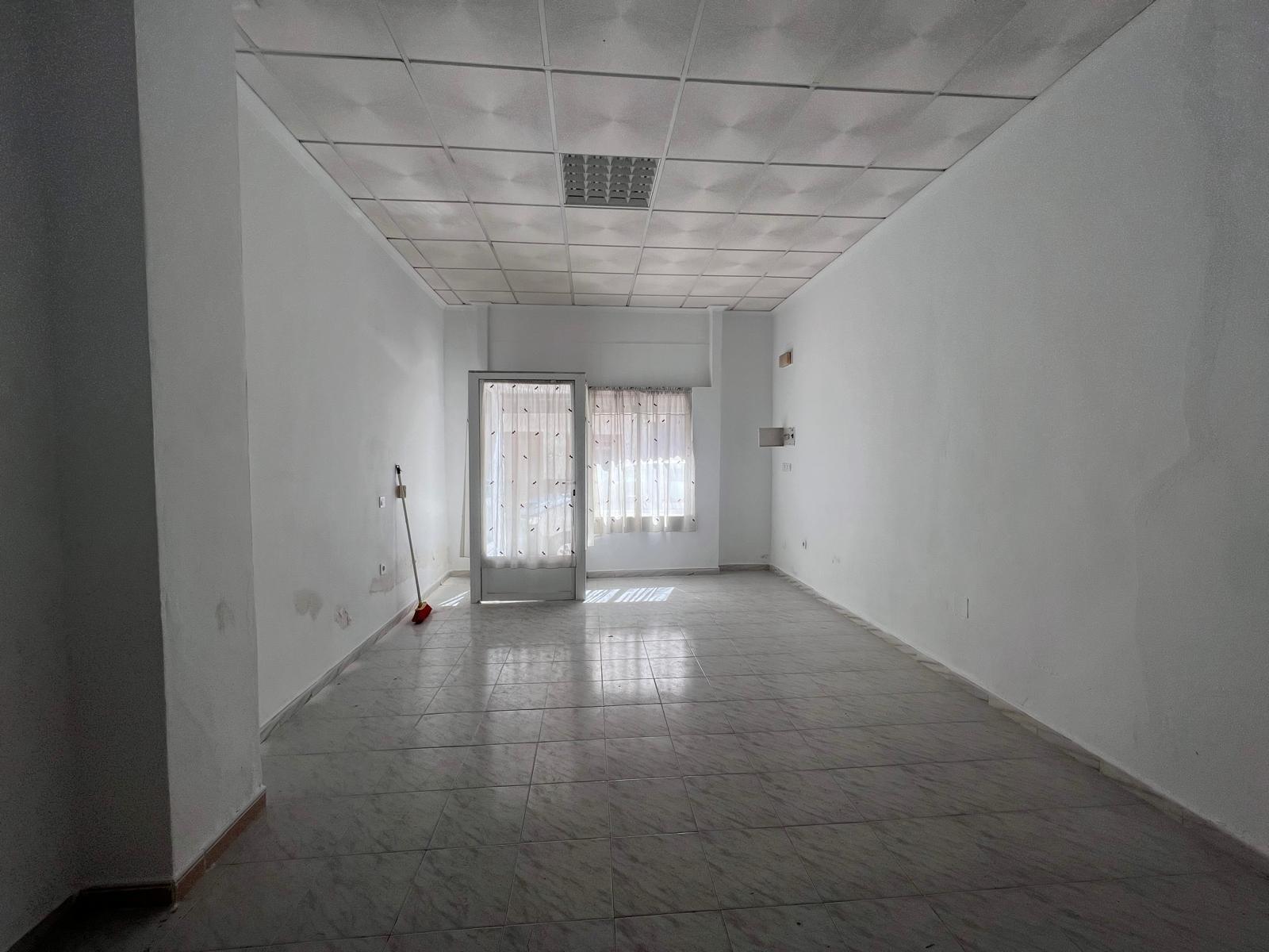 Commercial unit for sale in Torrevieja, Alicante, Spain