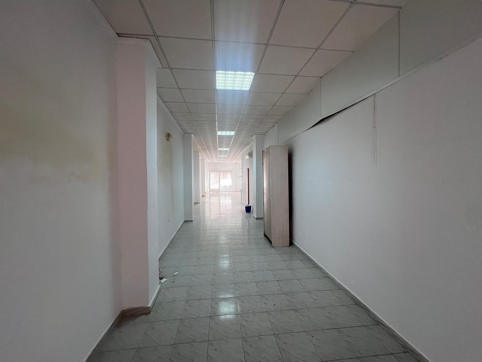 Comercial en venta en Torrevieja
