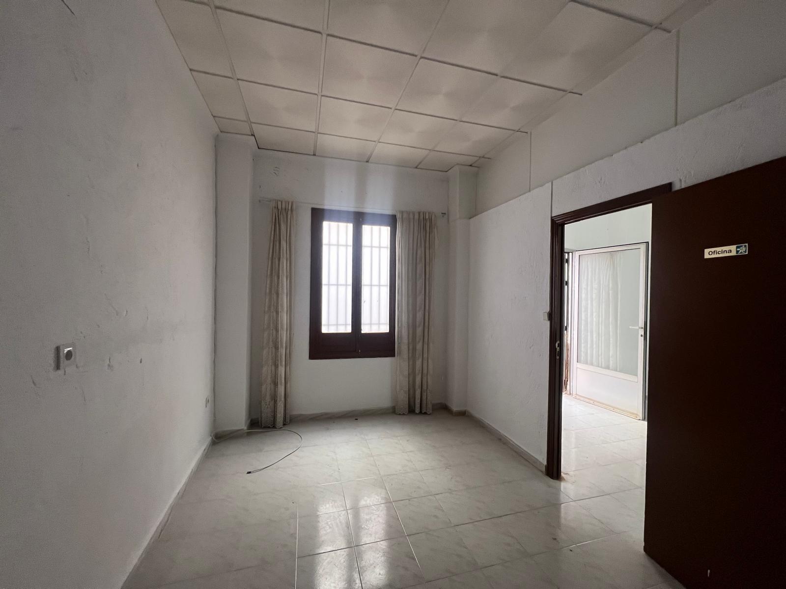 Comercial en venta en Torrevieja