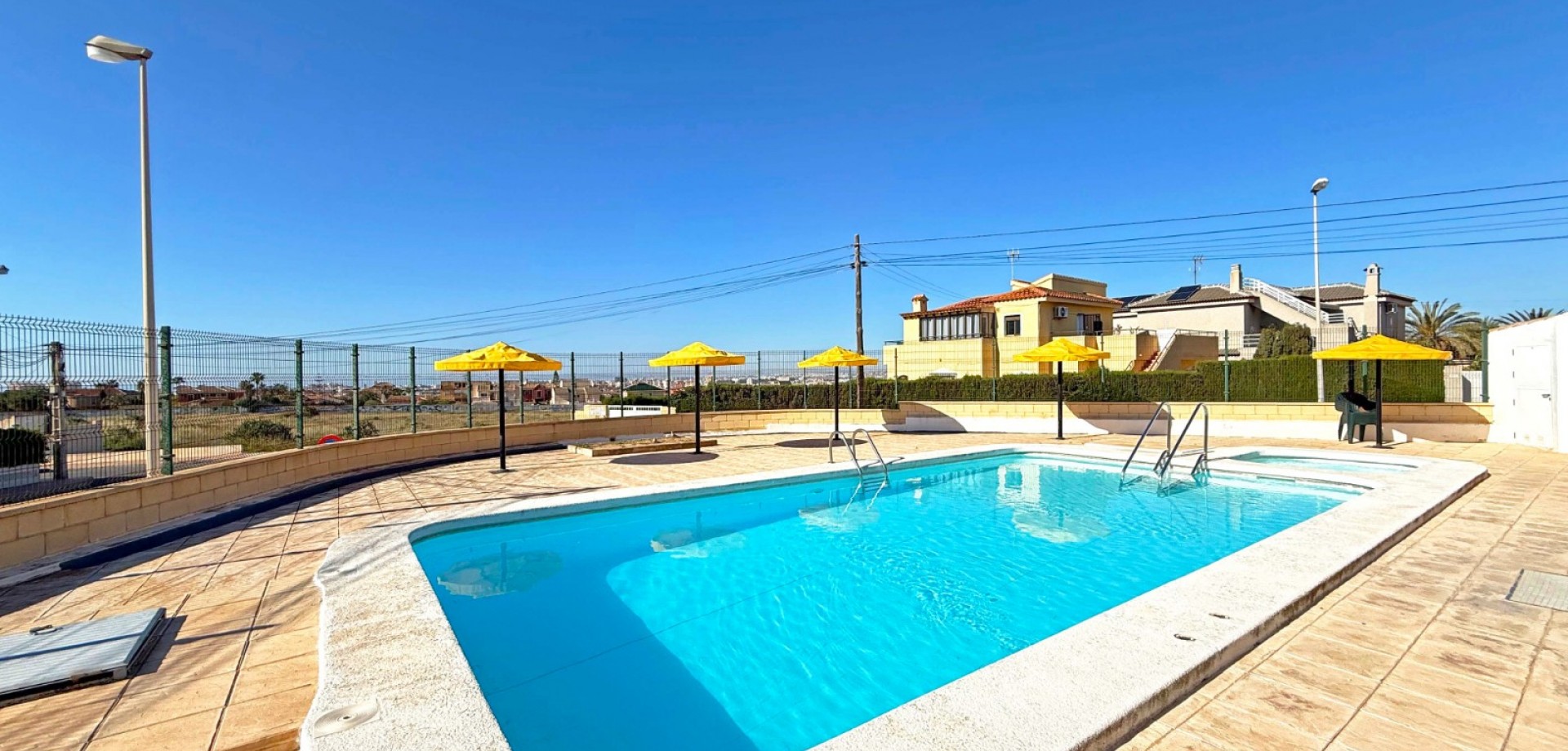 Bungalow for sale in Torrevieja, Alicante, Spain