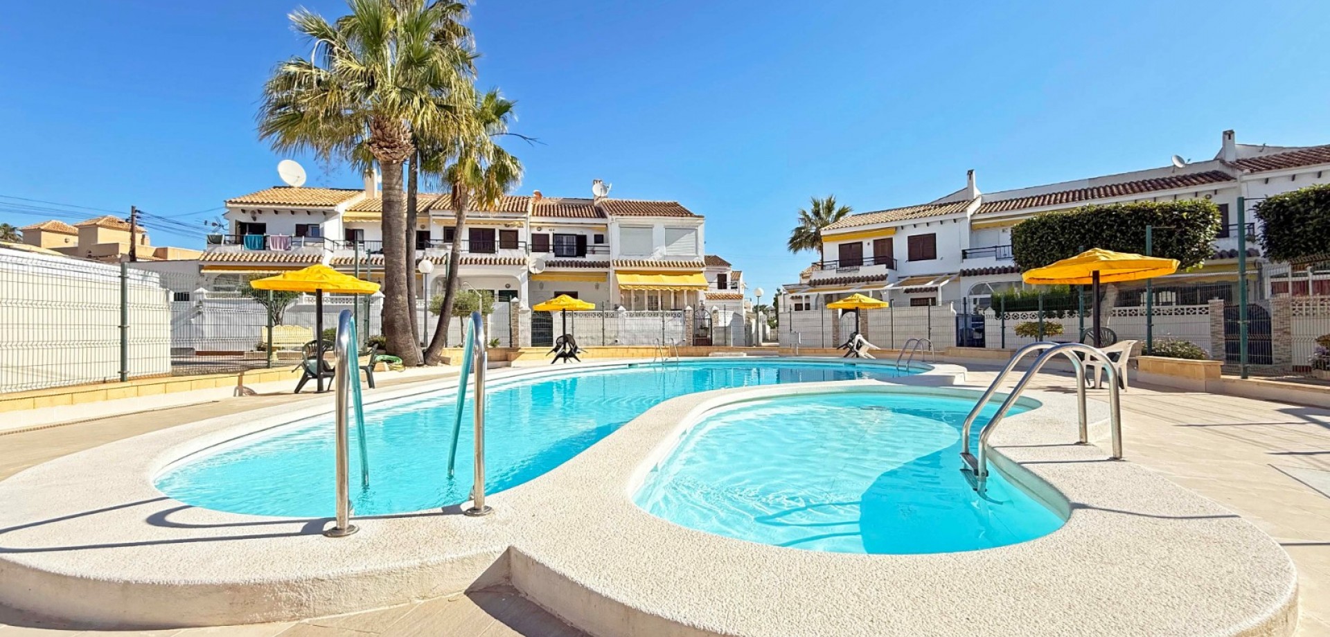 Bungalow for sale in Torrevieja, Alicante, Spain
