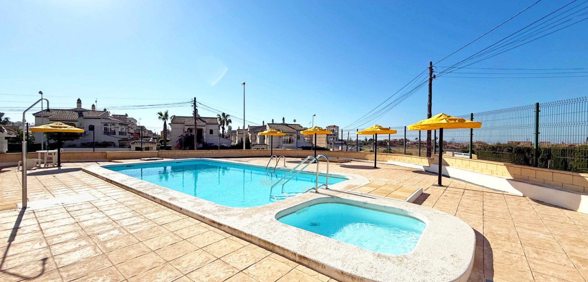 Bungalow for sale in Torrevieja, Alicante, Spain