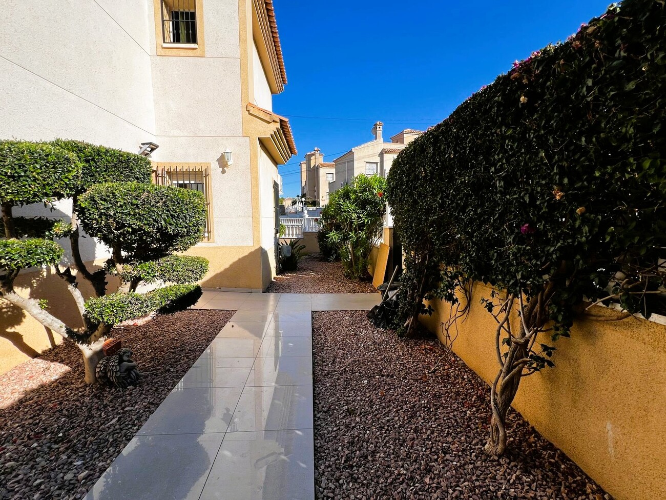 Villa for sale in El Galan, Alicante, Spain