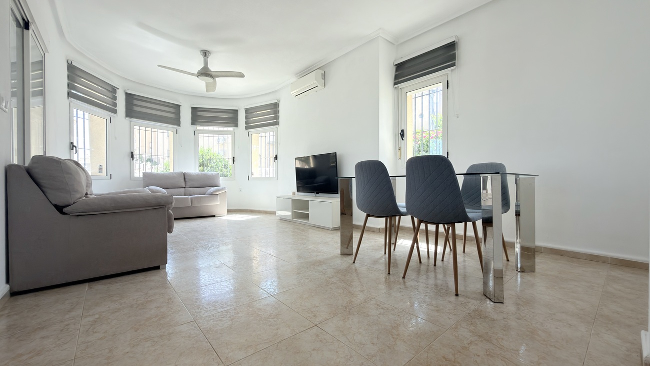 Villa for sale in El Galan, Alicante, Spain