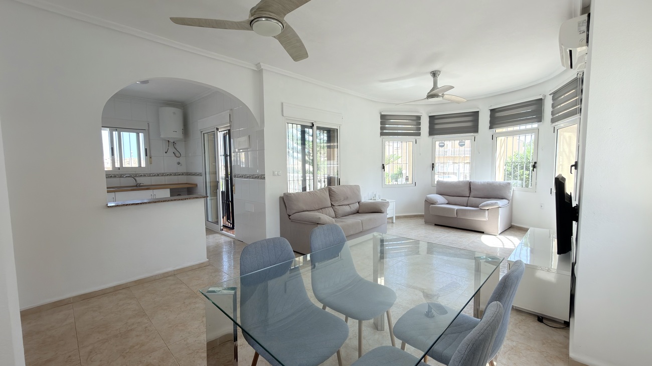 Villa for sale in El Galan, Alicante, Spain