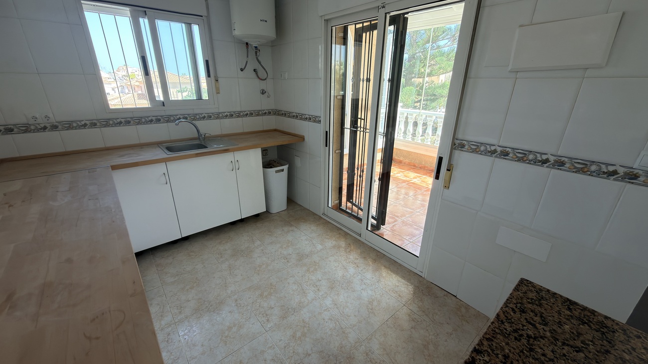 Villa for sale in El Galan, Alicante, Spain