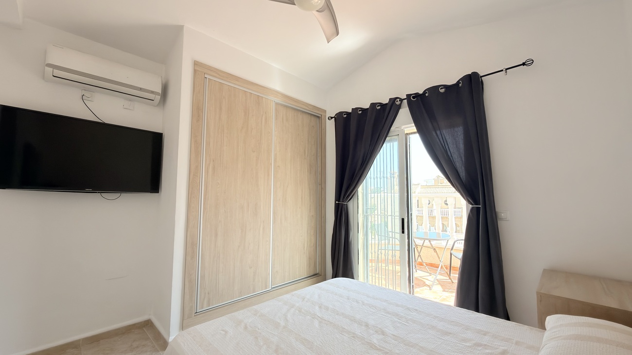 Villa for sale in El Galan, Alicante, Spain