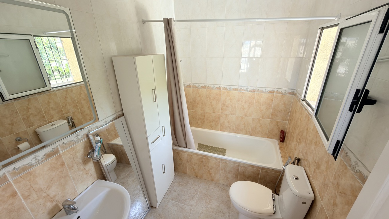 Villa for sale in El Galan, Alicante, Spain