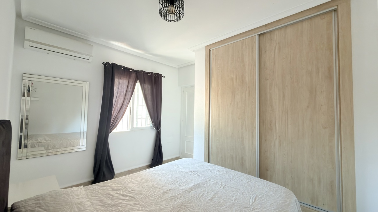 Villa for sale in El Galan, Alicante, Spain