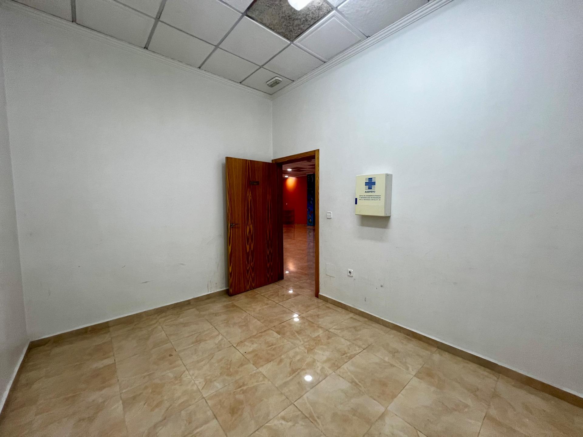Comercial en venta en Beniel