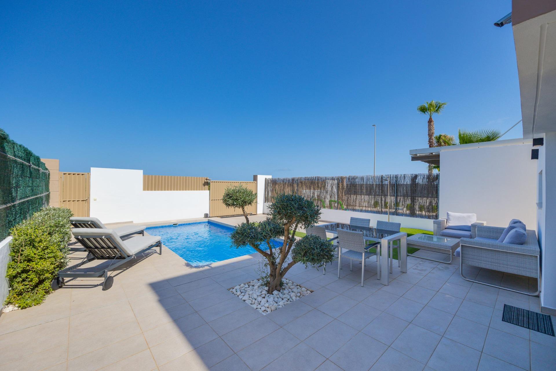 Villa en venta en Guardamar Del Segura