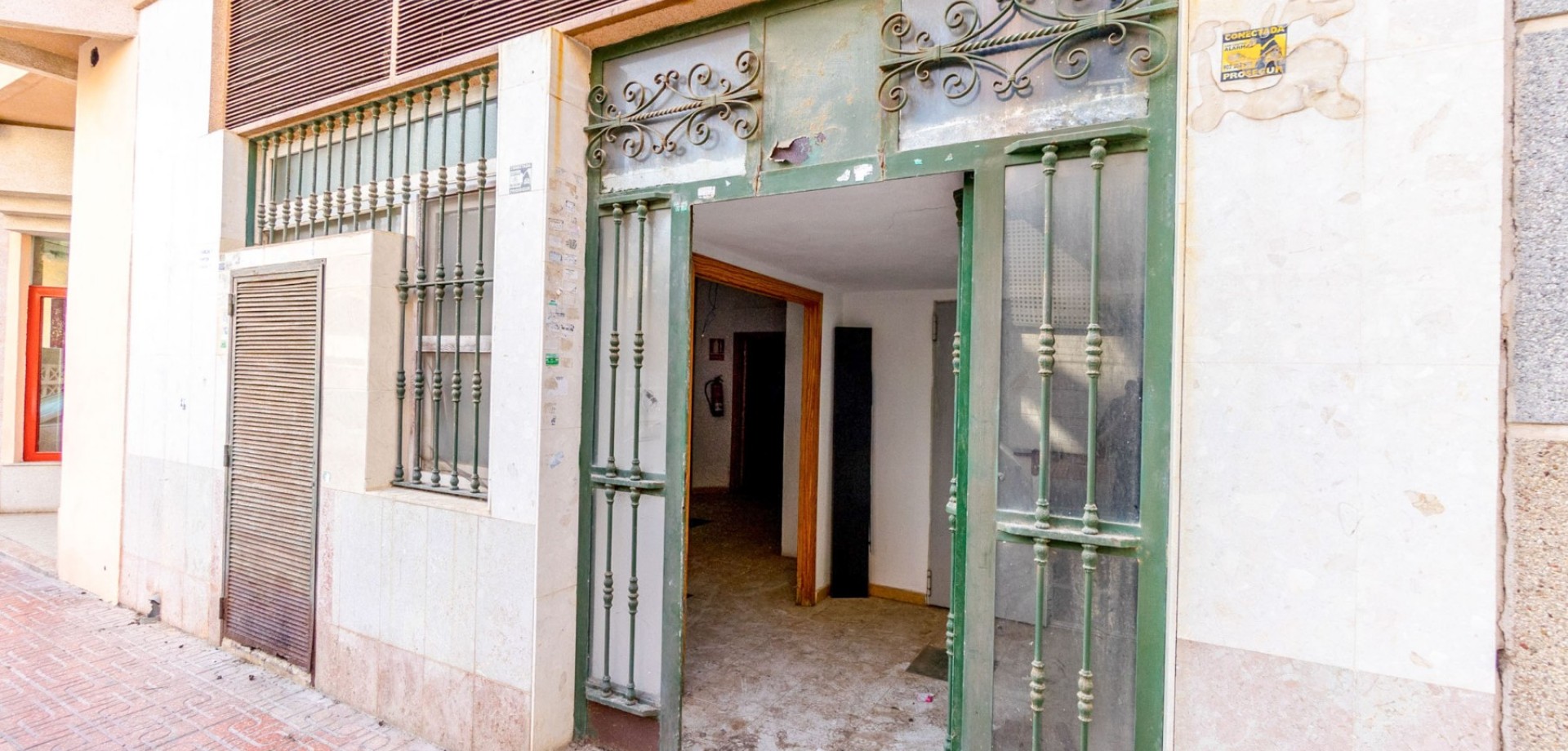 Comercial en venta en Torrevieja
