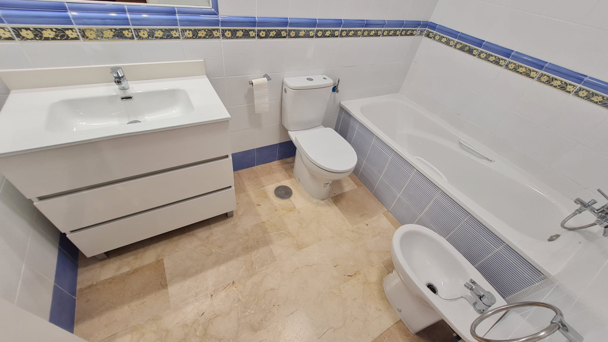 Bungalow for sale in Villamartin, Alicante, Spain