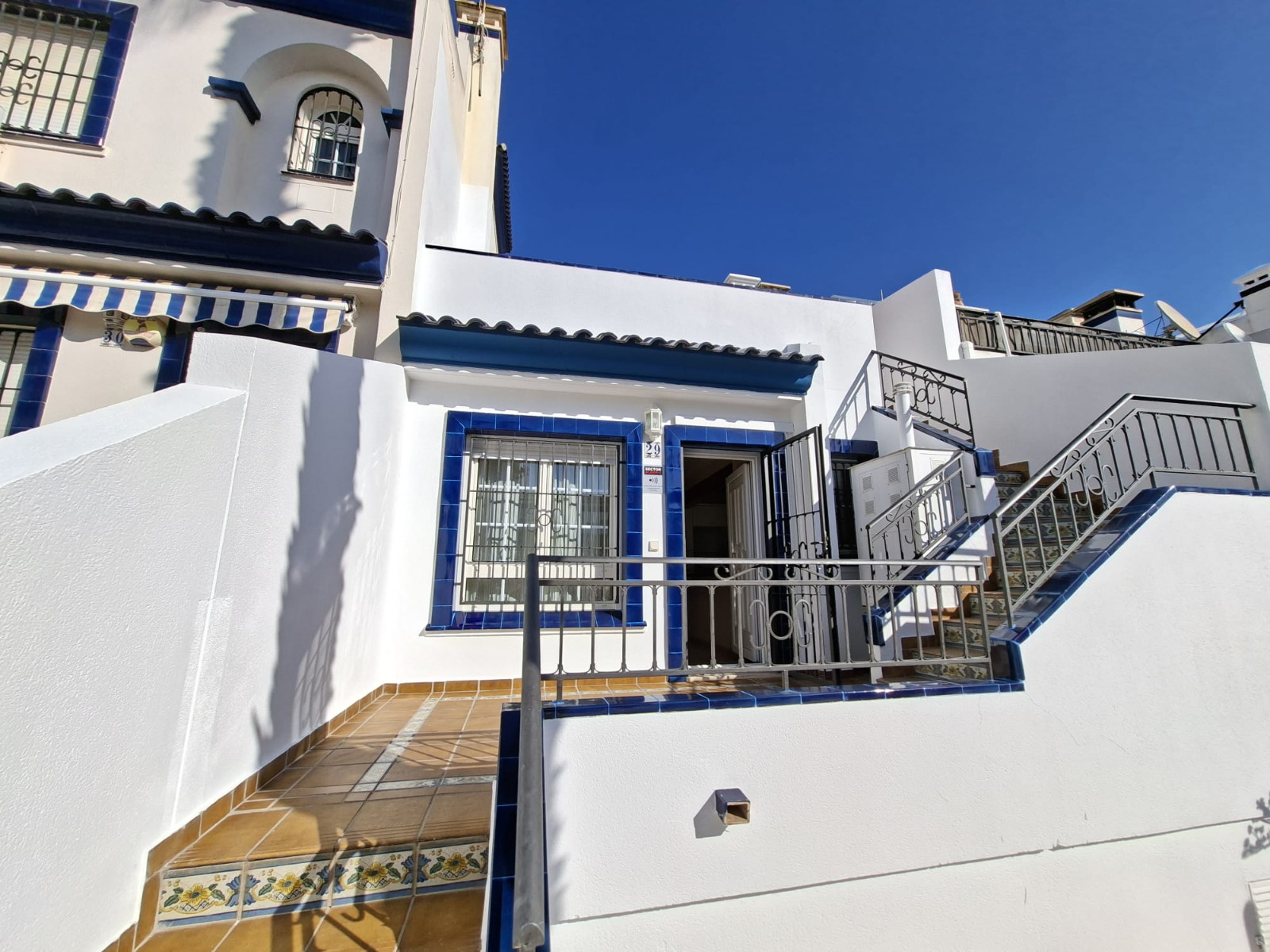 Bungalow for sale in Villamartin, Alicante, Spain