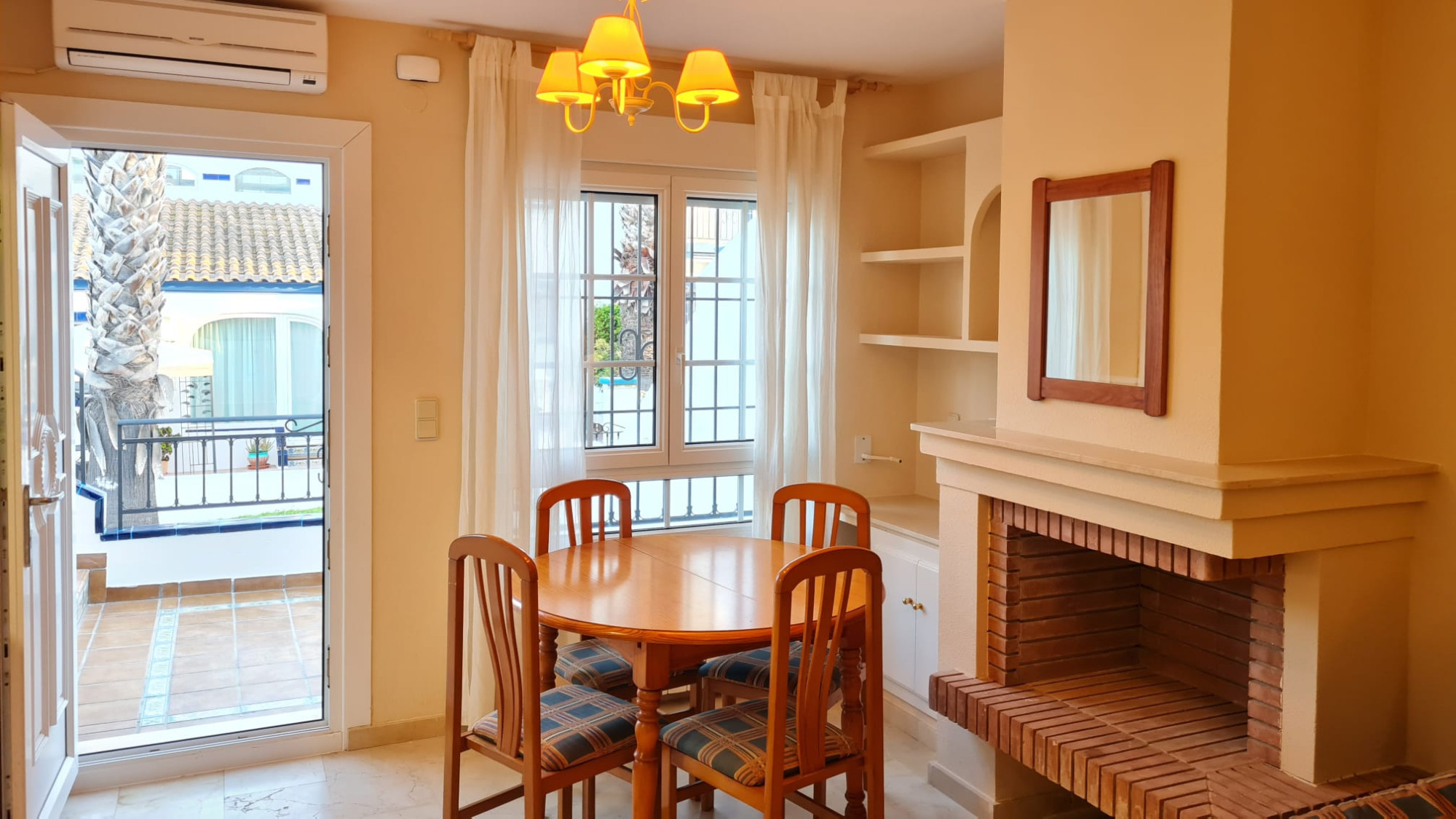 Bungalow for sale in Villamartin, Alicante, Spain