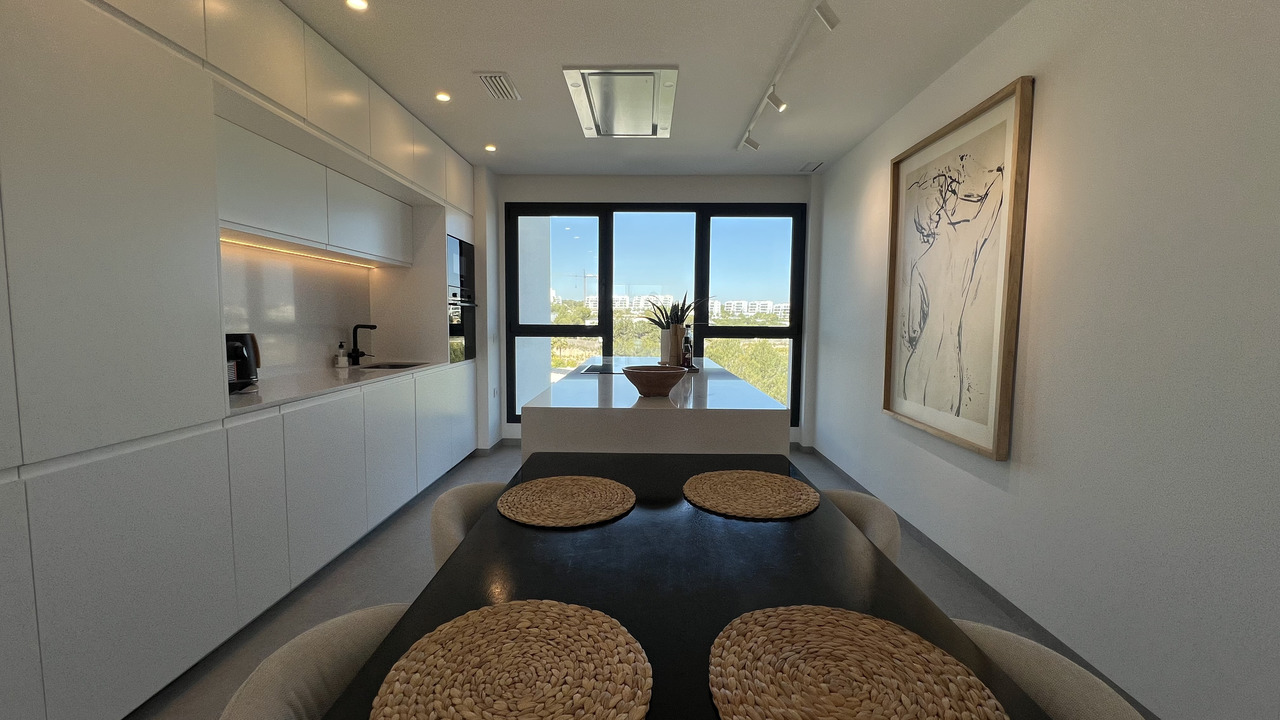 Apartment for sale in Las Colinas Golf, Alicante, Spain