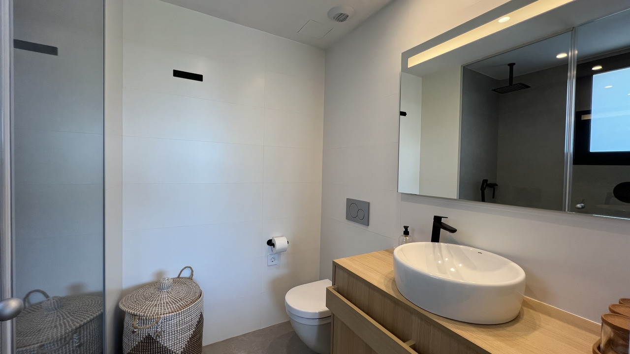 Apartment for sale in Las Colinas Golf, Alicante, Spain