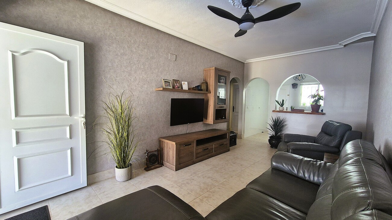 Semi Detached for sale in Villamartin, Alicante, Spain
