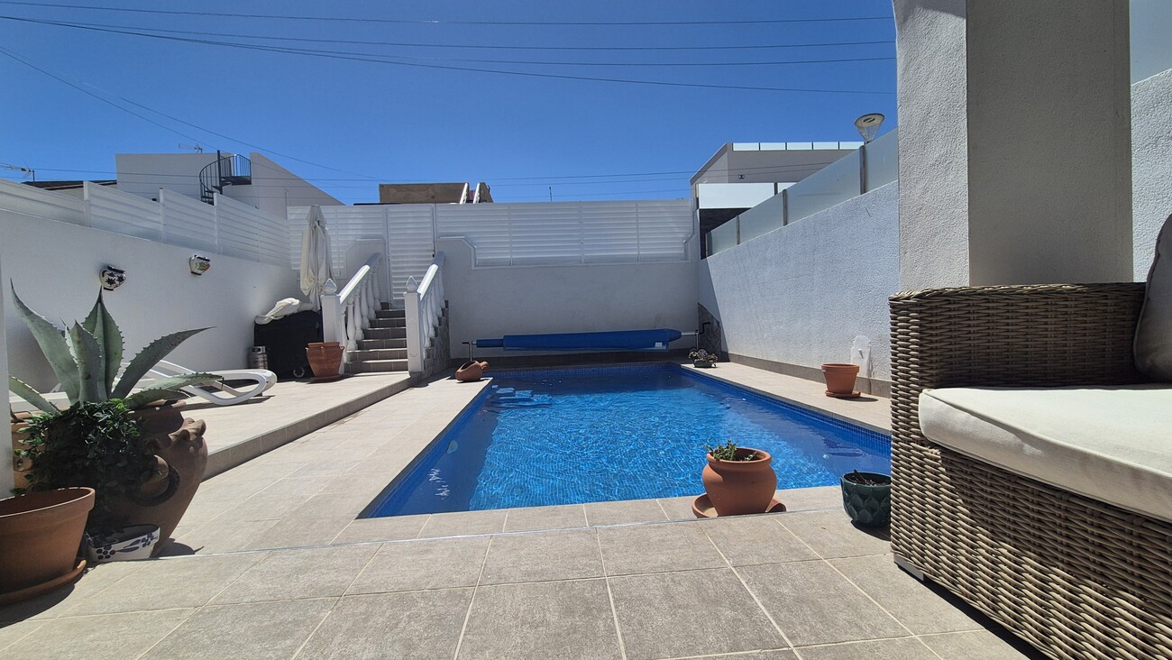Semi Detached for sale in Villamartin, Alicante, Spain