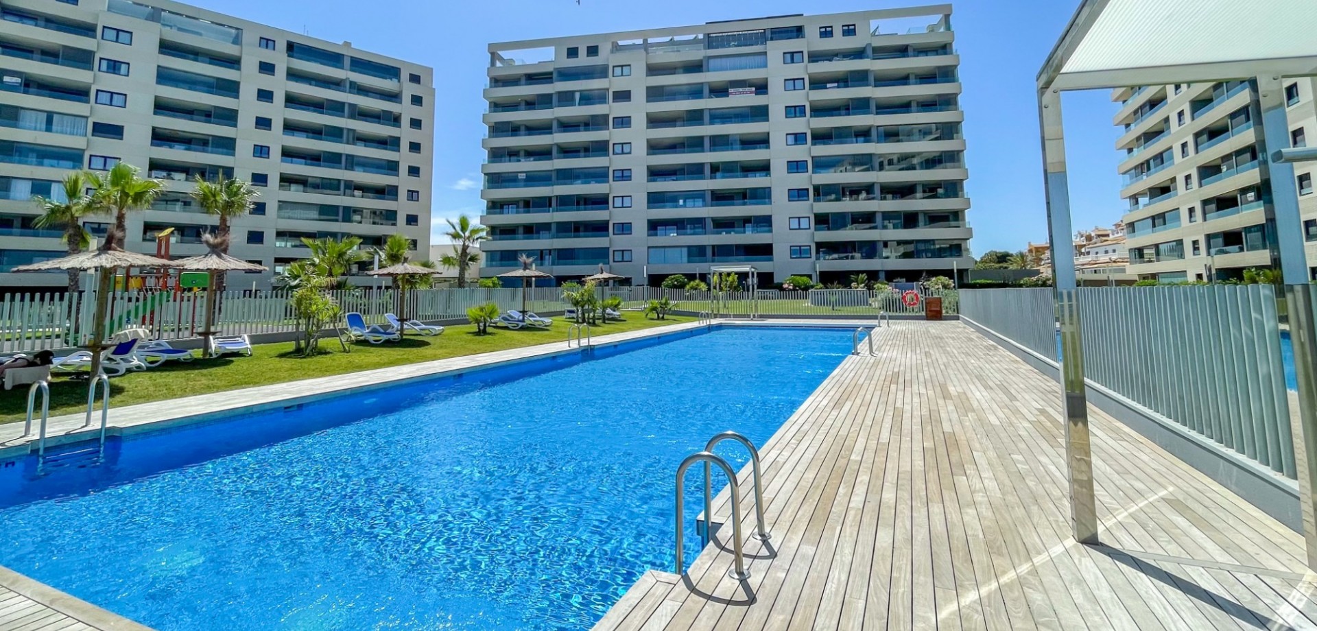 Piso en venta en Orihuela Costa