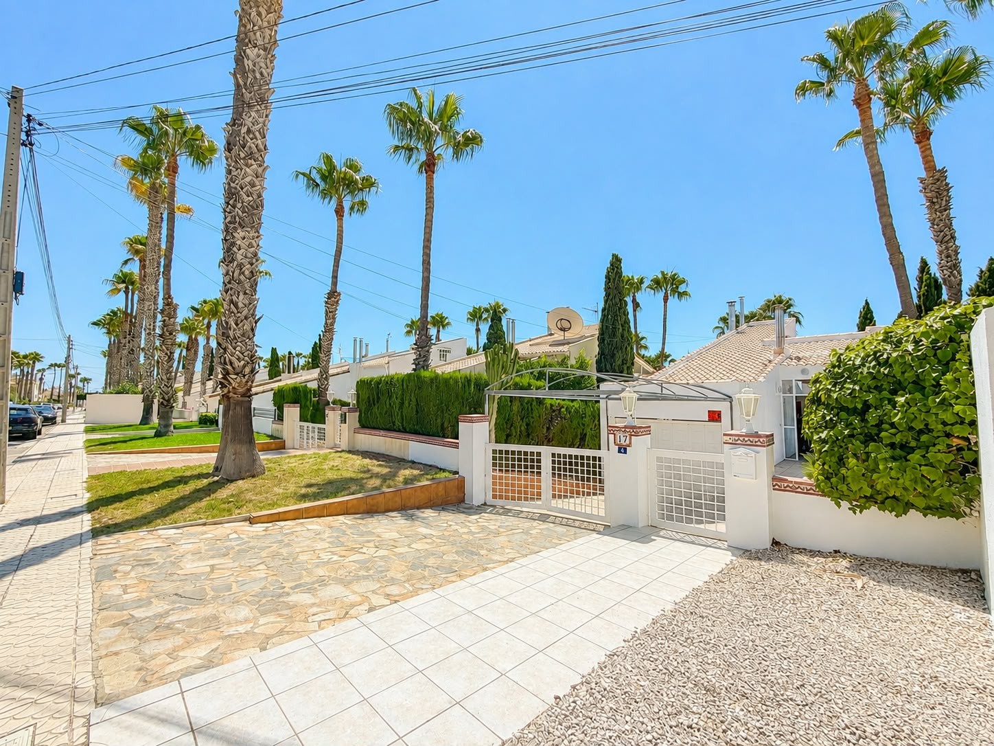 Villa en venta en Villamartin